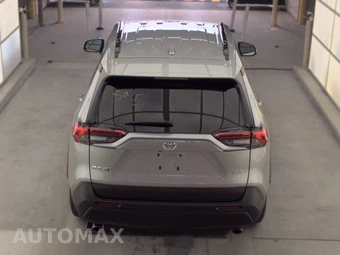 2025 Toyota RAV4 XLE – miniatura 6