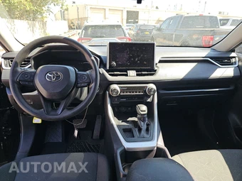 2025 Toyota RAV4 XLE – miniatura 11