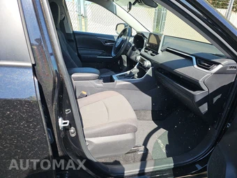 2025 Toyota RAV4 XLE – miniatura 8