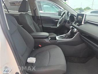 2025 Toyota RAV4 XLE – miniatura 14
