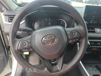 2025 Toyota RAV4 XLE – miniatura 16