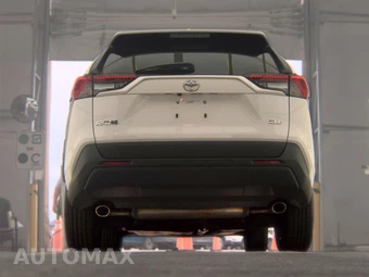 2025 Toyota RAV4 XLE – miniatura 7