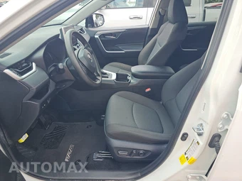 2025 Toyota RAV4 XLE – miniatura 13