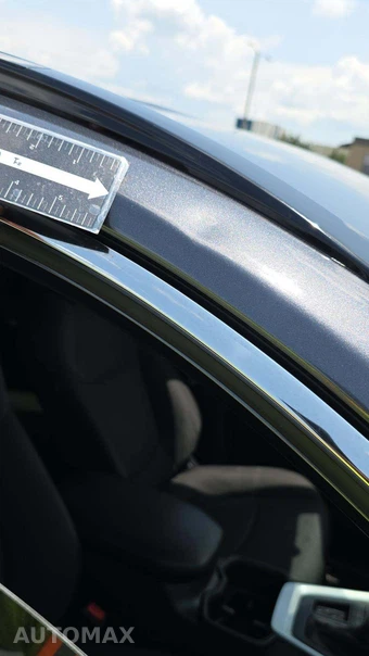 2025 Toyota RAV4 XLE – miniatura 25