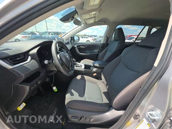 2025 Toyota RAV4 XLE - miniatura 13