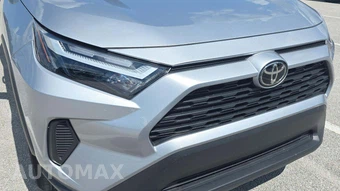 2025 Toyota RAV4 XLE - miniatura 25