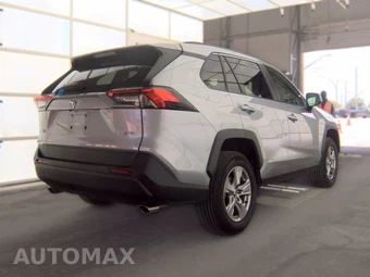 2025 Toyota RAV4 XLE - miniatura 5