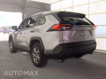 2025 Toyota RAV4 XLE - miniatura 8
