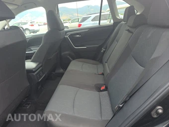 2025 Toyota RAV4 XLE - miniatura 13