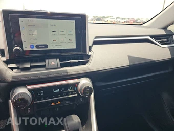 2025 Toyota RAV4 XLE – miniatura 11