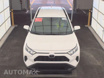 2025 Toyota RAV4 XLE – miniatura 2