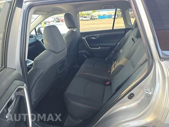 2025 Toyota RAV4 XLE - miniatura 13