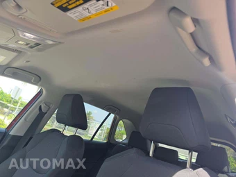 2025 Toyota RAV4 XLE - miniatura 8