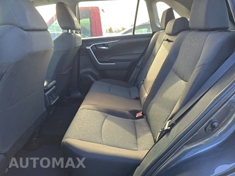 2025 Toyota RAV4 XLE – miniatura 13
