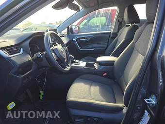 2025 Toyota RAV4 XLE – miniatura 7