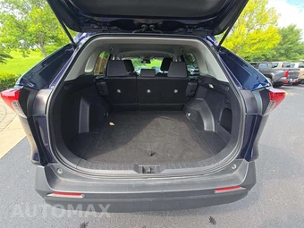 2025 Toyota RAV4 XLE - miniatura 11