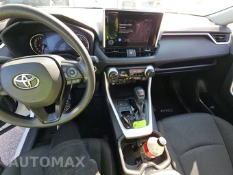 2025 Toyota RAV4 XLE - miniatura 17
