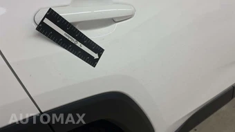2025 Toyota RAV4 XLE - miniatura 31