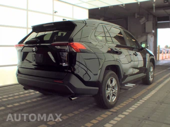 2025 Toyota RAV4 XLE - miniatura 5