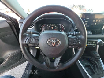 2025 Toyota RAV4 XLE - miniatura 16