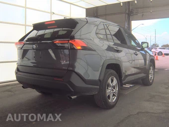 2025 Toyota RAV4 XLE - miniatura 5