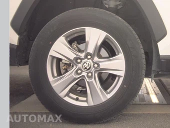 2025 Toyota RAV4 XLE – miniatura 11