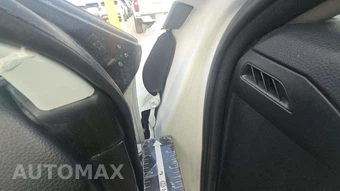 2025 Toyota RAV4 XLE – miniatura 32