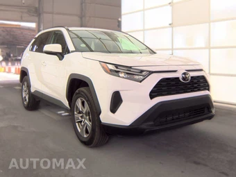 2025 Toyota RAV4 XLE – miniatura 4