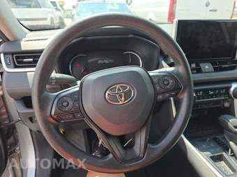 2025 Toyota RAV4 XLE - miniatura 16