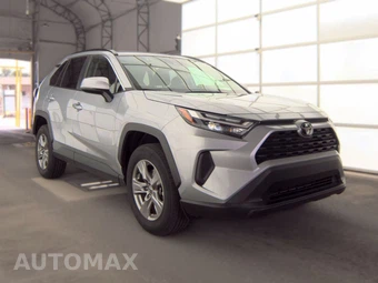 2025 Toyota RAV4 XLE - miniatura 4