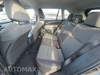 2025 Toyota RAV4 XLE - miniatura 13