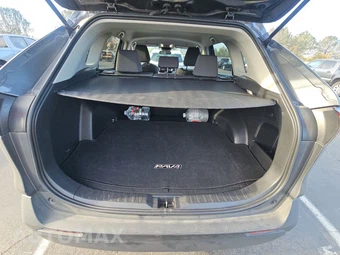 2025 Toyota RAV4 XLE - miniatura 17