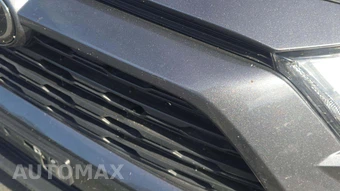 2025 Toyota RAV4 XLE - miniatura 20