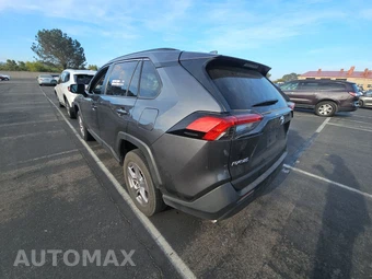 2025 Toyota RAV4 XLE - miniatura 6