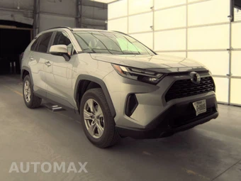 2025 Toyota RAV4 XLE – miniatura 4