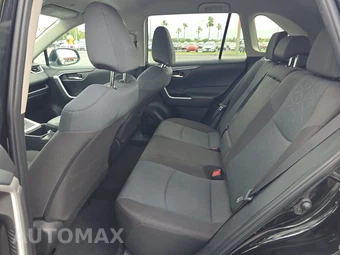 2025 Toyota RAV4 XLE - miniatura 19