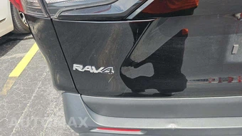 2025 Toyota RAV4 XLE - miniatura 31