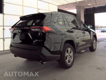 2025 Toyota RAV4 XLE - miniatura 5