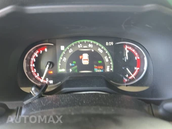 2025 Toyota RAV4 XLE - miniatura 12