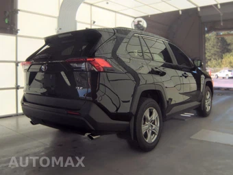 2025 Toyota RAV4 XLE - miniatura 4