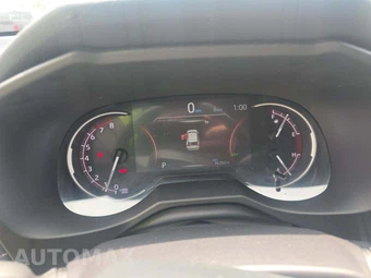 2025 Toyota RAV4 XLE – miniatura 6
