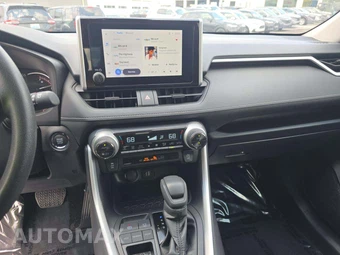2025 Toyota RAV4 XLE - miniatura 7