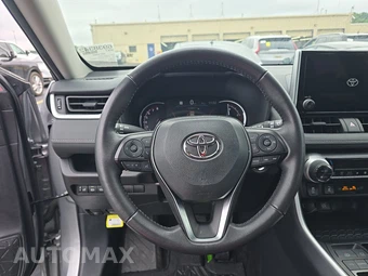 2025 Toyota RAV4 XLE - miniatura 16