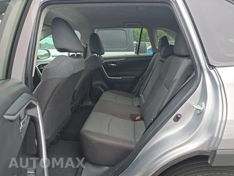 2025 Toyota RAV4 XLE - miniatura 19