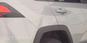 2025 Toyota RAV4 XLE - miniatura 30