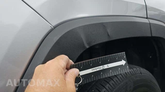 2025 Toyota RAV4 XLE - miniatura 31