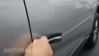 2025 Toyota RAV4 XLE - miniatura 32