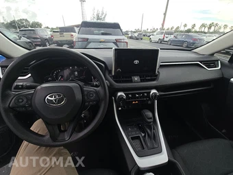 2025 Toyota RAV4 XLE - miniatura 17
