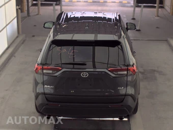 2025 Toyota RAV4 XLE - miniatura 6