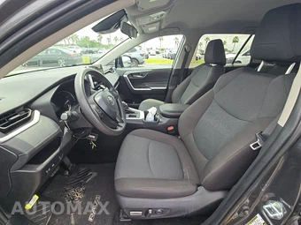 2025 Toyota RAV4 XLE - miniatura 13